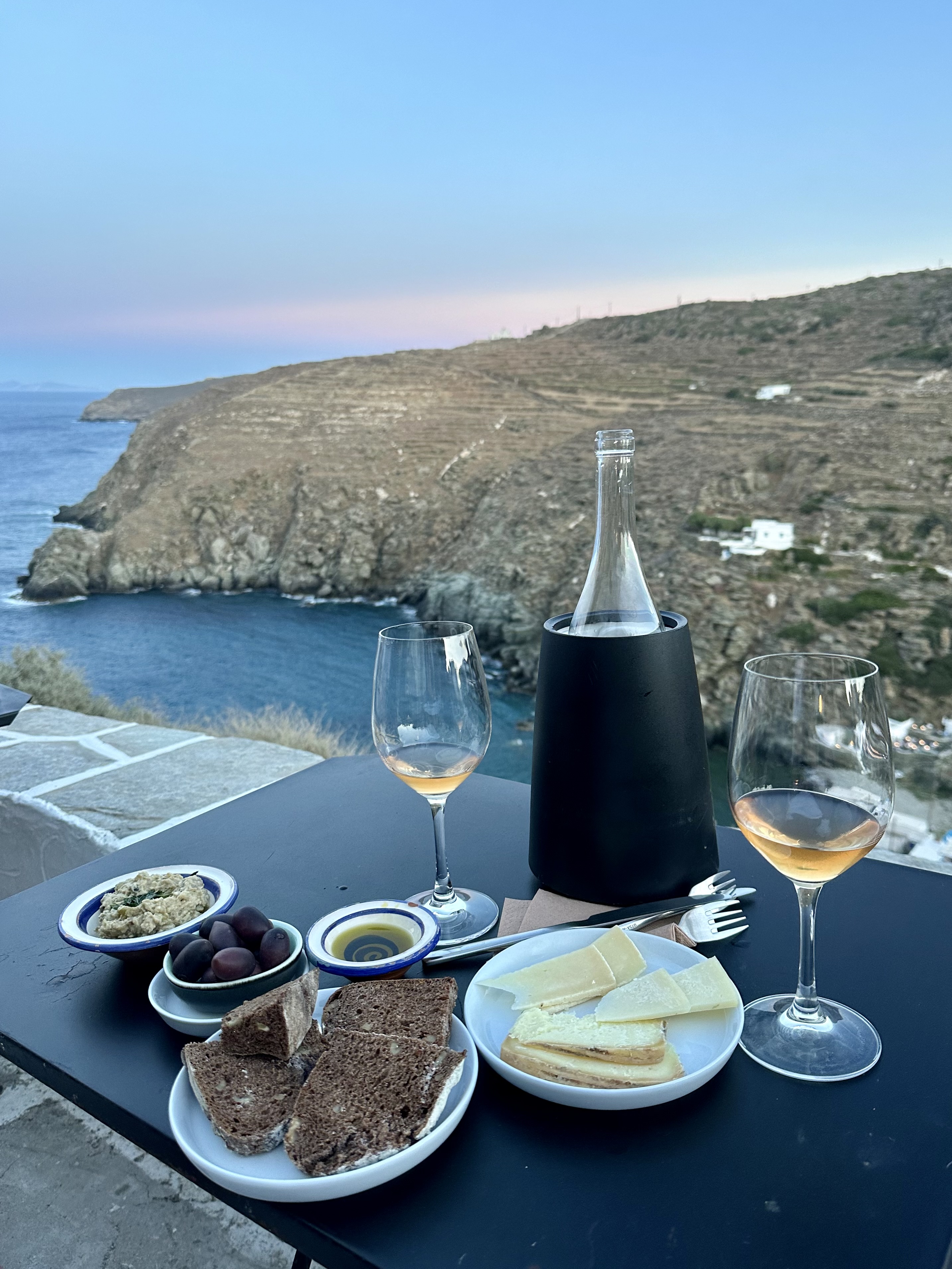 Loggia Wine Bar Sifnos