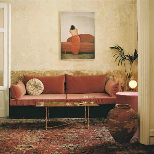 © Pia Riverola, Artwork by Jasmine Deporta