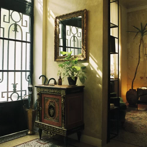 © Tristan Hollingsworth